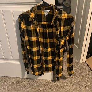 Black and Gold flannel shirt. Perfect for Pittsburgh sports.